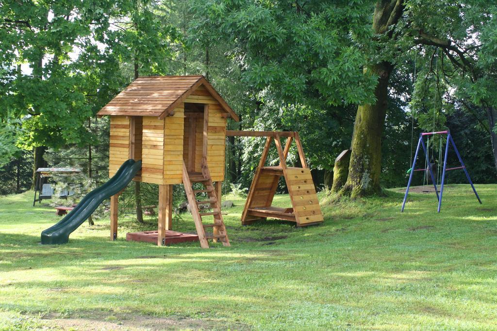 Dom Na Klonowym Wzgorzu Bed & Breakfast Stronie Śląskie Eksteriør bilde